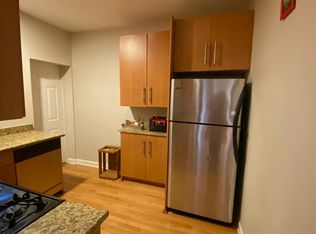 3100 W Argyle St APT 2, Chicago, IL 60625