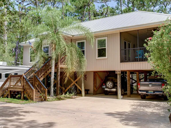 806 Itasca Pl, Dauphin Island, AL 36528