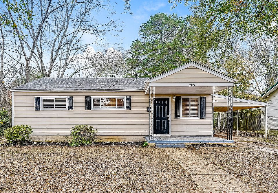 1st image of 209 Woodward Dr