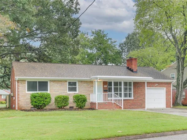 605 Spruce Rd, Newport News, VA 23601