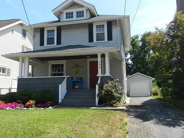 2nd image of 538 Forest St