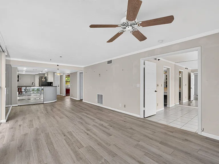 3901 S Flagler Dr #204 — Photo 11
