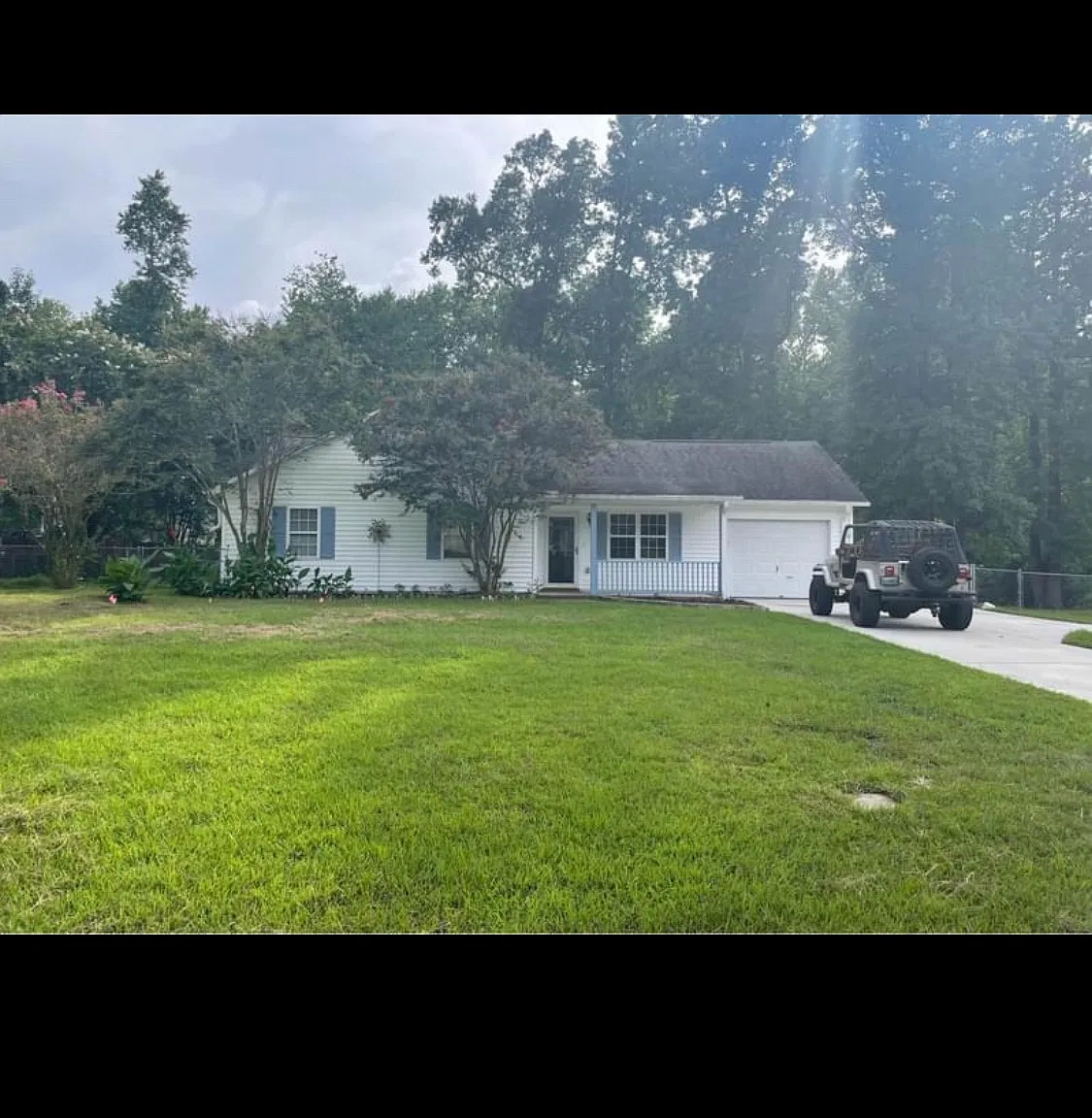 3 bed, 1225 sqft, $1,850 — Photo 1