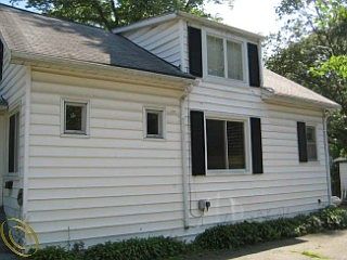 2nd image of 23533 Majestic St