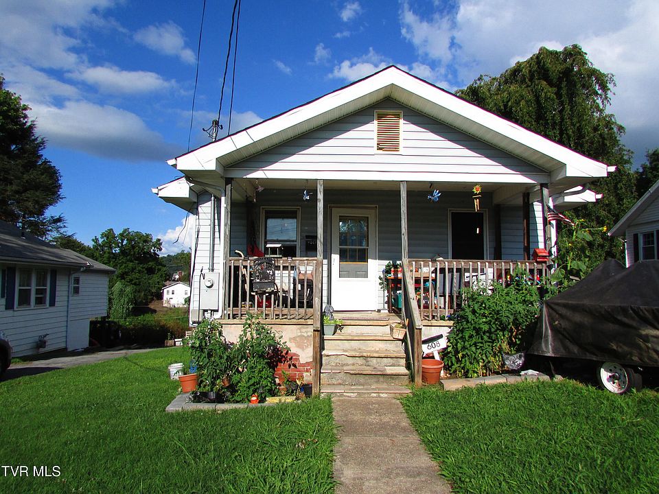 1st image of 608 S Lynn Ave