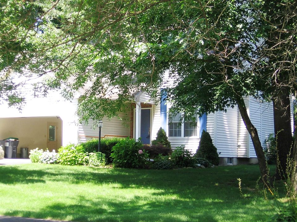 1st image of 21 Cassidy Dr