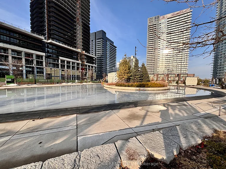 27 McMahon Dr #1211 — Photo 39