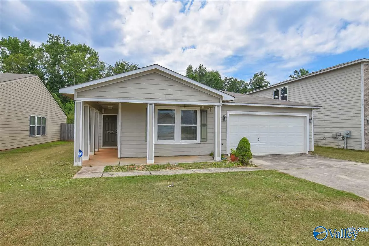 3 bed, 2.0 bath, 1480 sqft, $1,550 — Photo 2