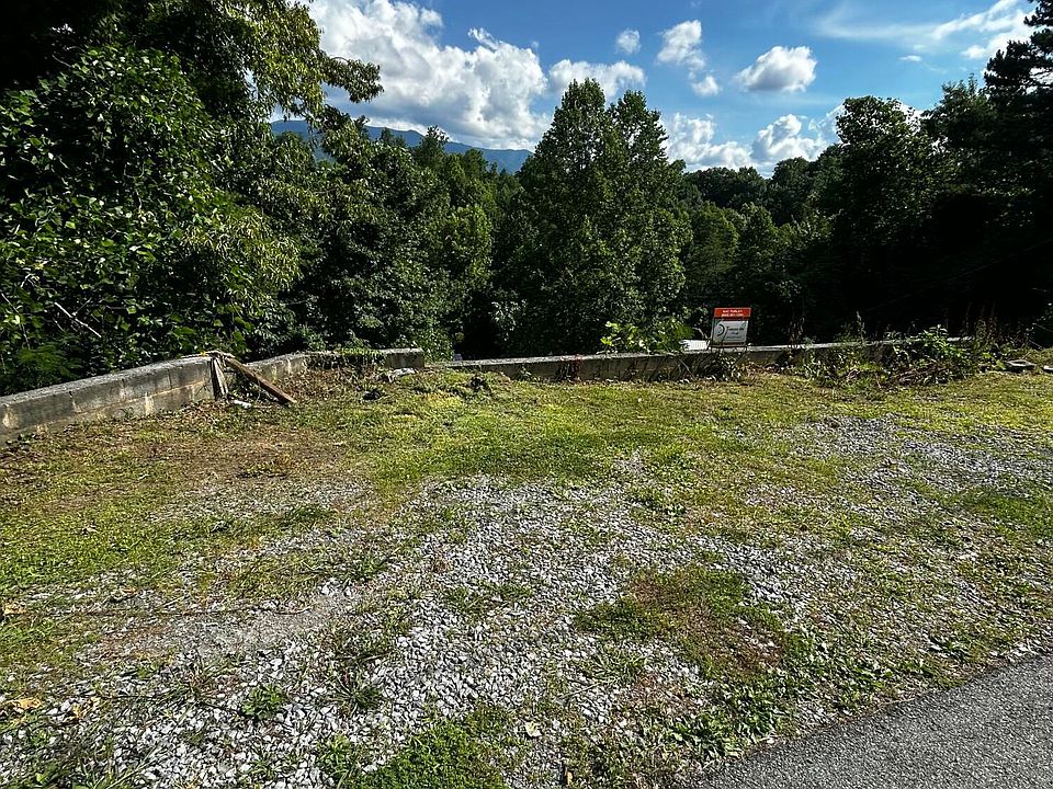 1st image of 545 Johnson Ln