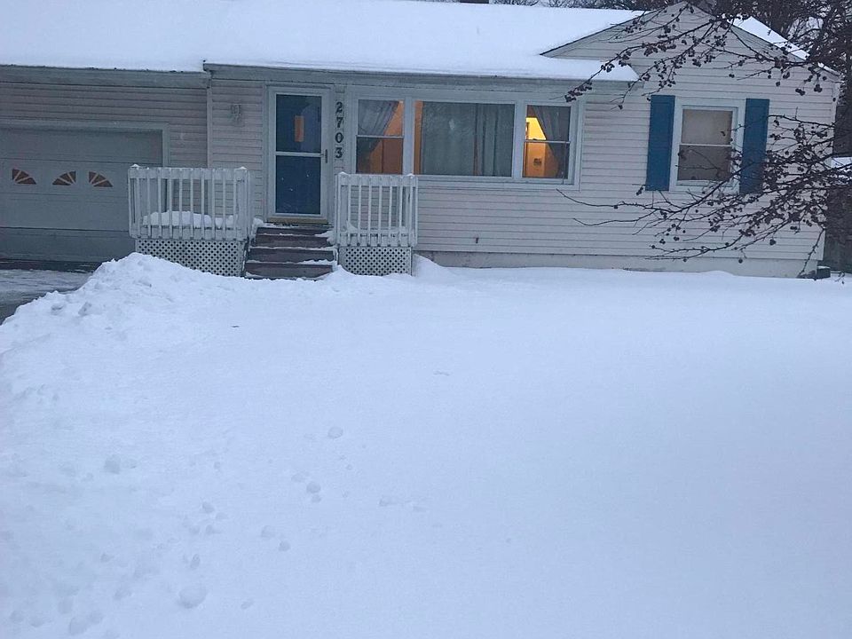 2nd image of 2703 Westbury Rd