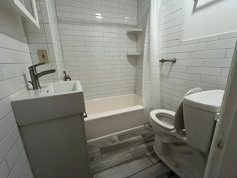 168 E 3rd St — Photo 13