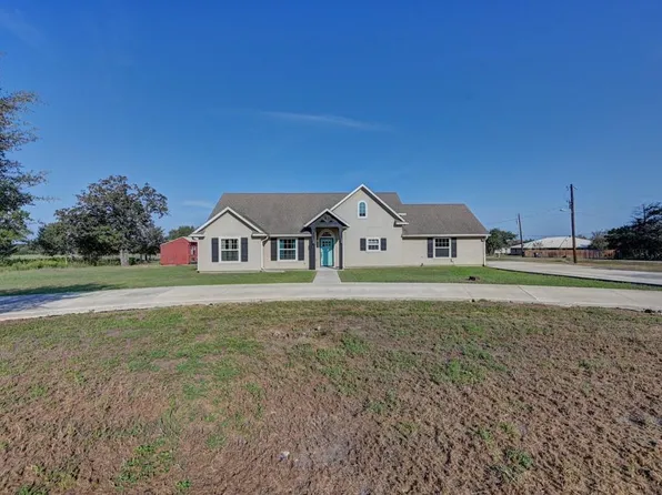 1241 County Road 230, Giddings, TX 78942