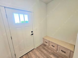 1375 Cooley Rd, Woodburn, OR 97071