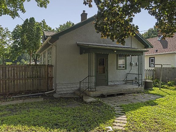 4th image of 3600 26th Ave S