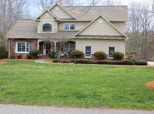 465 Walnut Way, Wilkesboro, NC 28697