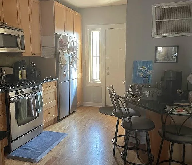 2705 W Albion Ave #3 — Photo 8