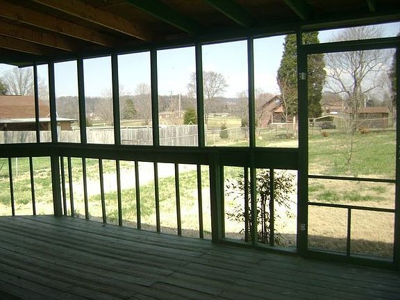 5th image of 848 Walker Ave