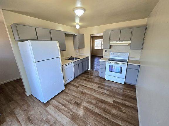 5th image of 349 S 3rd St #3