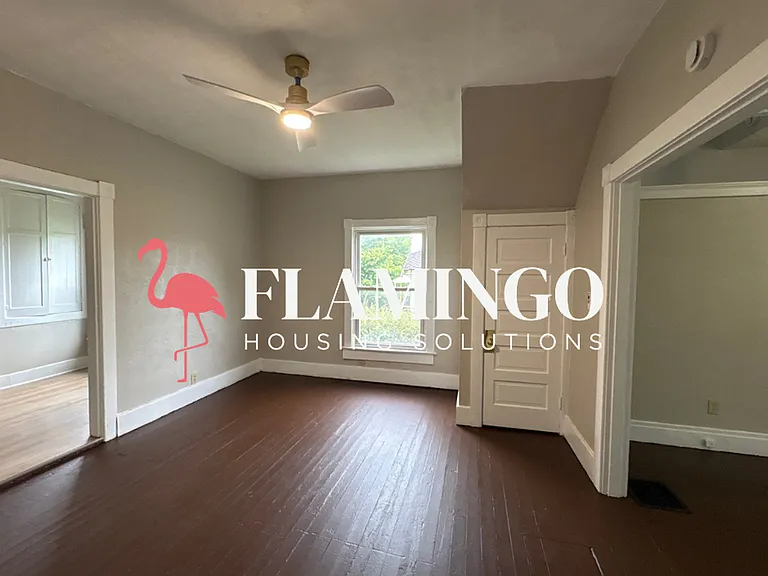 3403 W 3rd St — Photo 5