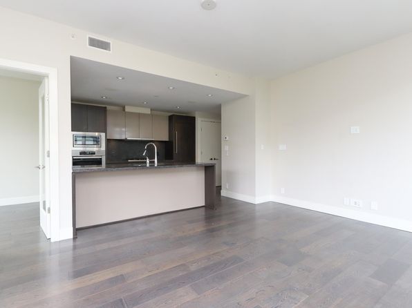 2 bedroom rental in West Vancouver — photo 8