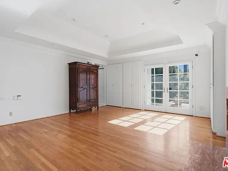 510 Toyopa Dr — Photo 15