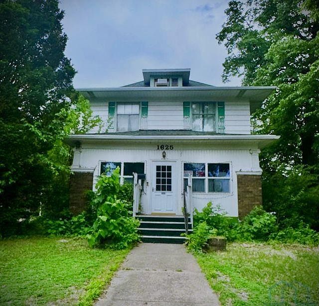1st image of 1625 Grandview Blvd