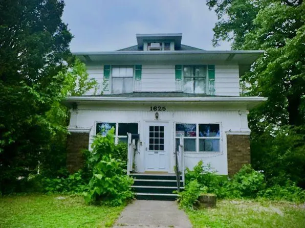 1625 Grandview Blvd, Sioux City, IA 51103