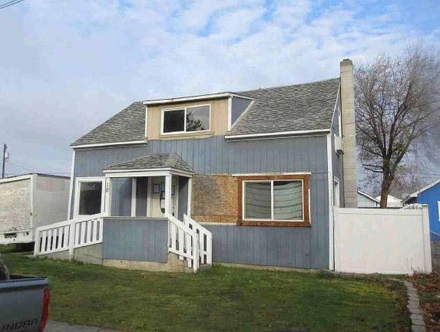 1st image of 1036 W Hermiston Ave