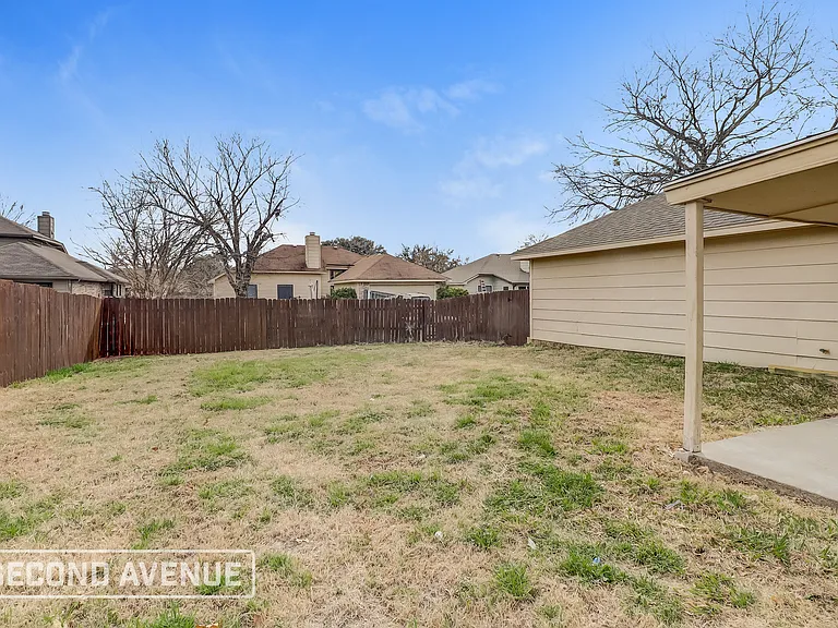 8802 Briarwood Dr — Photo 21