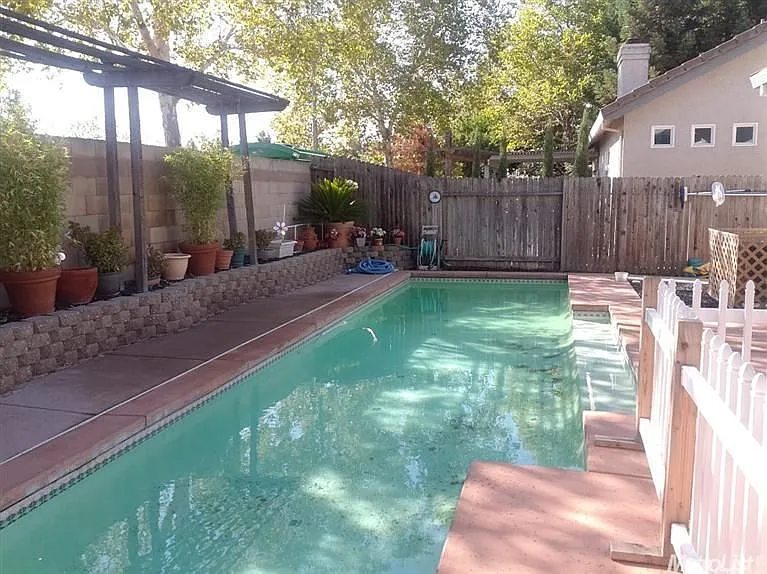 8609 Spring House Way photo 1