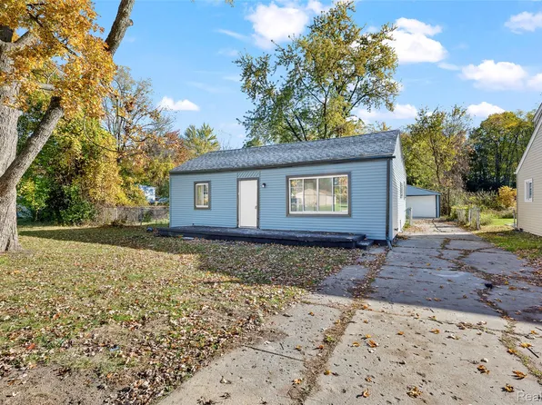 6931 Ball Rd, Romulus, MI 48174