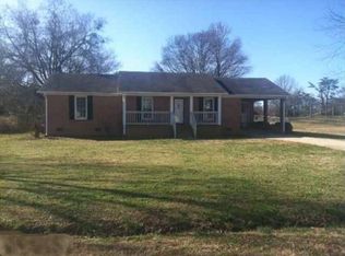 108 Lakeland Dr, Greer, SC 29651