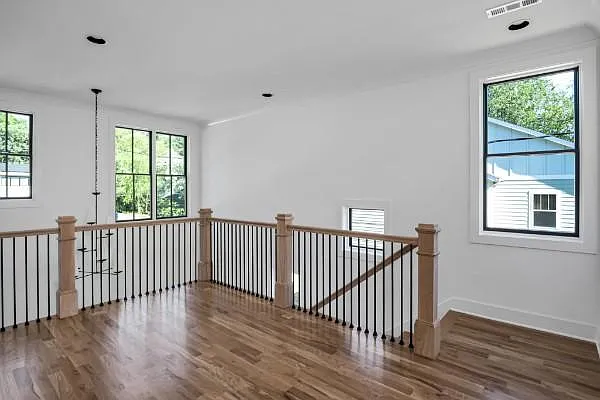 2929B Vaulx Ln — Photo 10