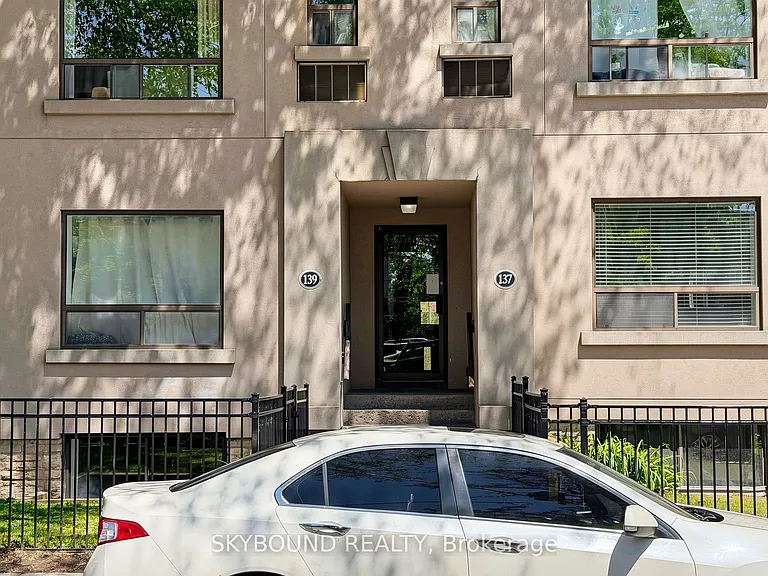 139 Wineva Ave #B — Photo 18