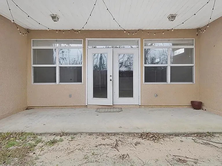 2612 Ravenwood Ct — Photo 20