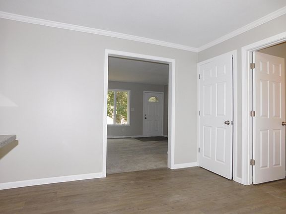 5th image of 3401 Cedar Ln