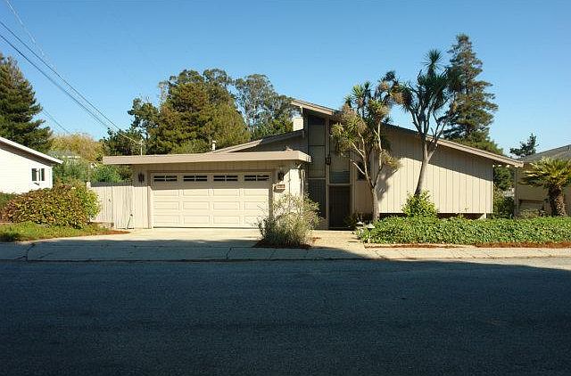 1st image of 11 Vista Dr