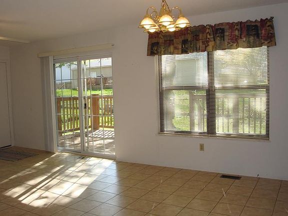 Dining area steps out to deck!