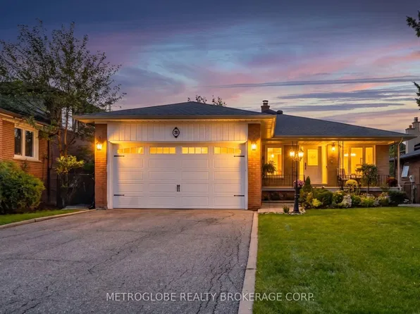 28 Eldorado Ct, Toronto, ON M3J 1X1
