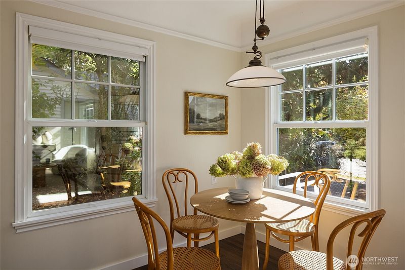 4th image of 1616 SW 152nd Street