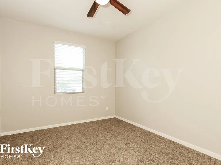 9738 W Getty Dr — Photo 10