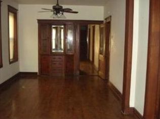 4131 W Cermak Rd, Chicago, IL 60623