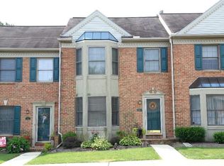 135 Cobblestone Ln, Lancaster, PA