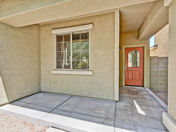 5th image of 20029 N 49th Dr