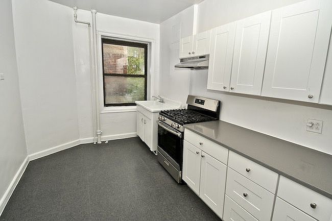 1st image of 504 Grand St APT E61
