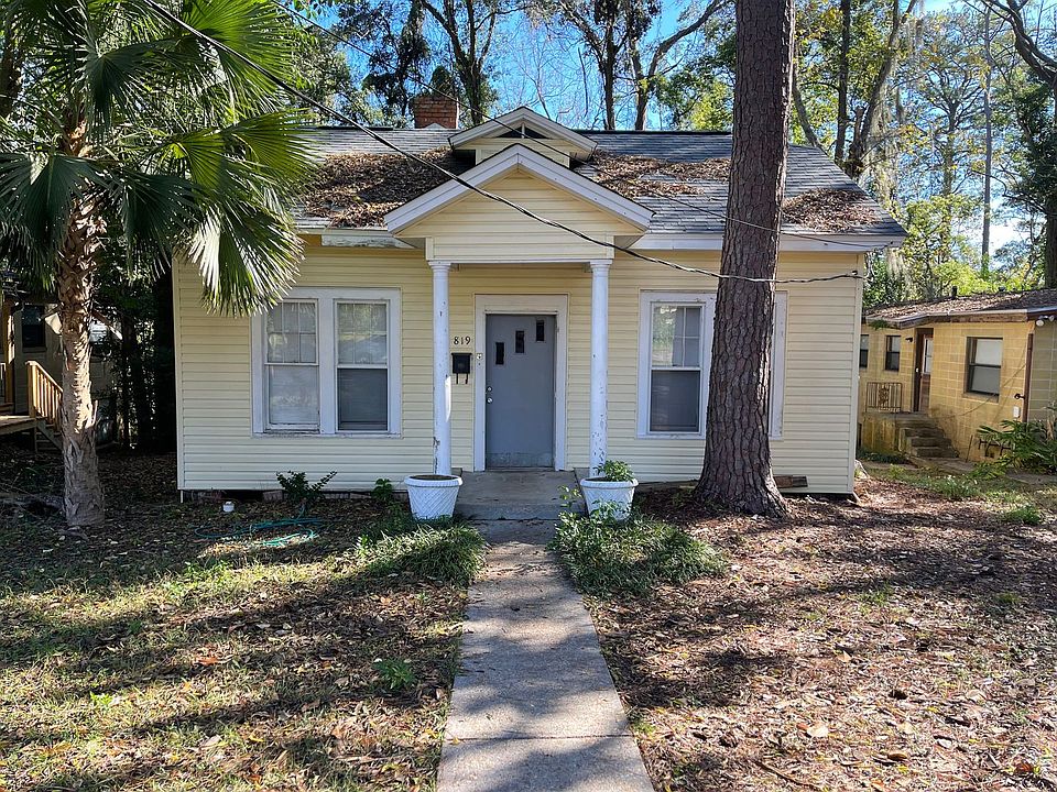 1st image of 819 Edgewood St #819
