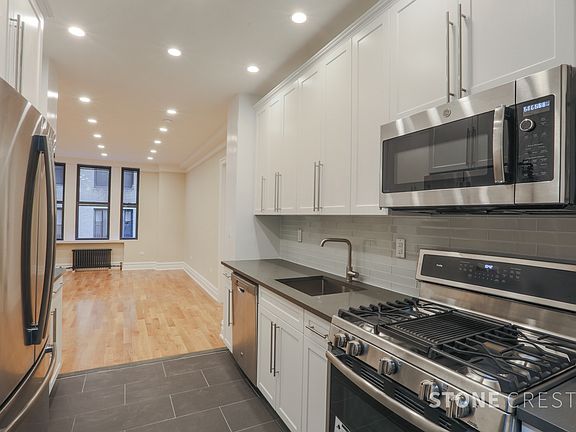 3rd image of 200 W 90th St APT 2G