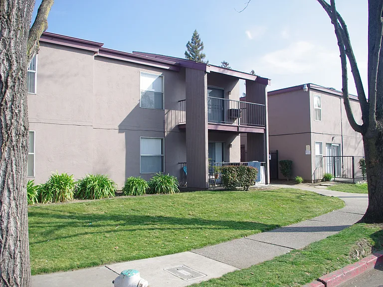 Park Haven Apartments — Photo 13