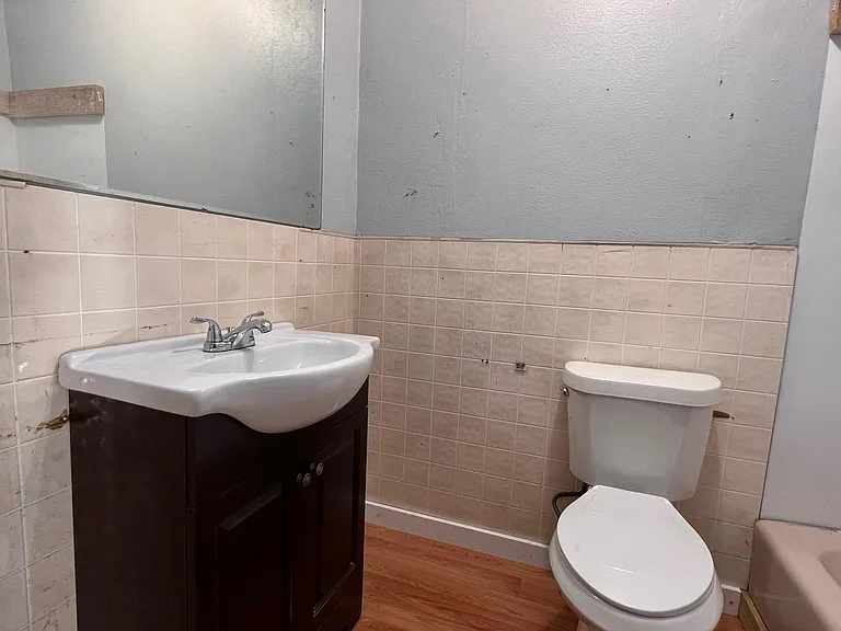 1708 S State Line Ave — Photo 11