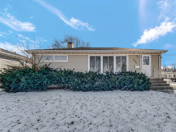 3232 165th St, Hammond, IN 46323